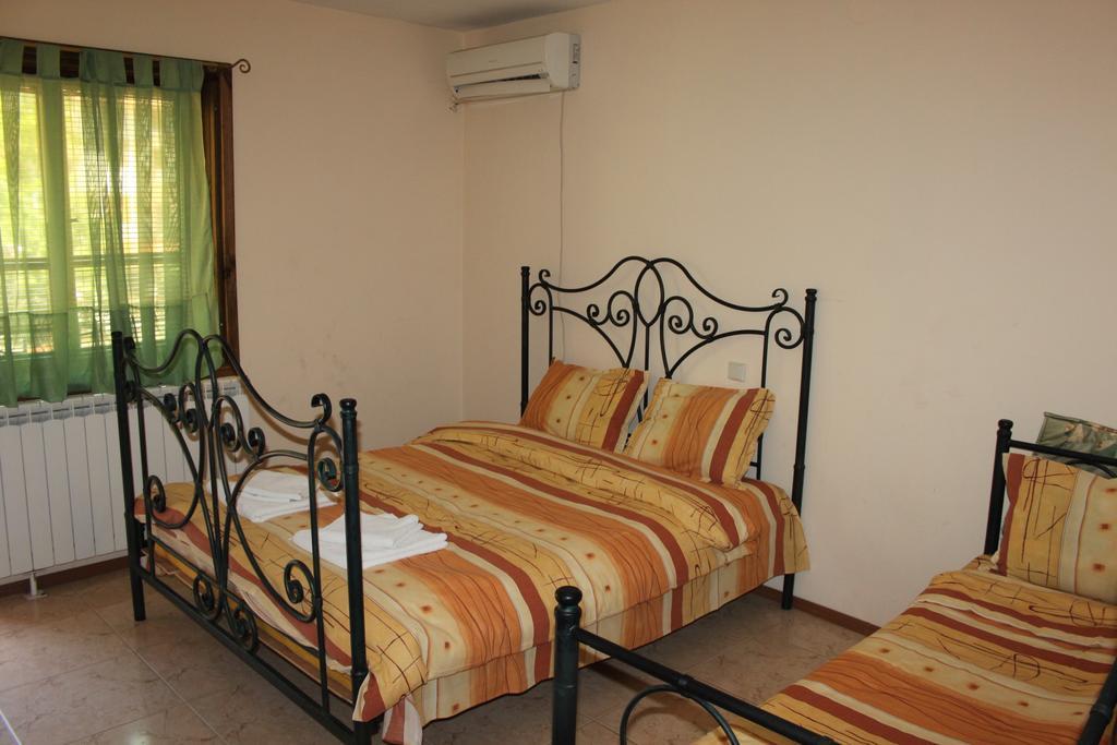Guest House Chinarite Sandanski Zimmer foto